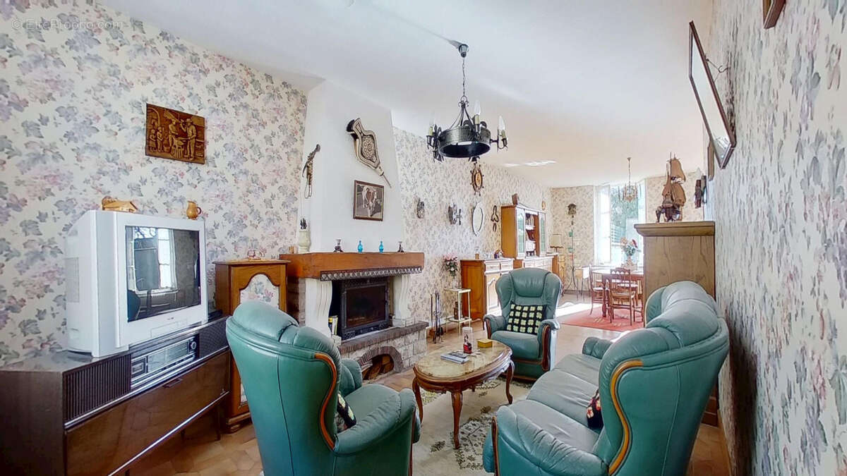 Maison à FAINS-VEEL