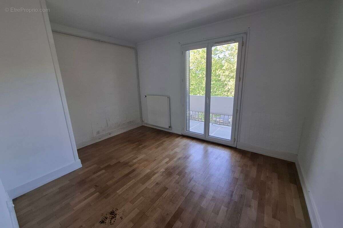 Appartement à LYON-9E