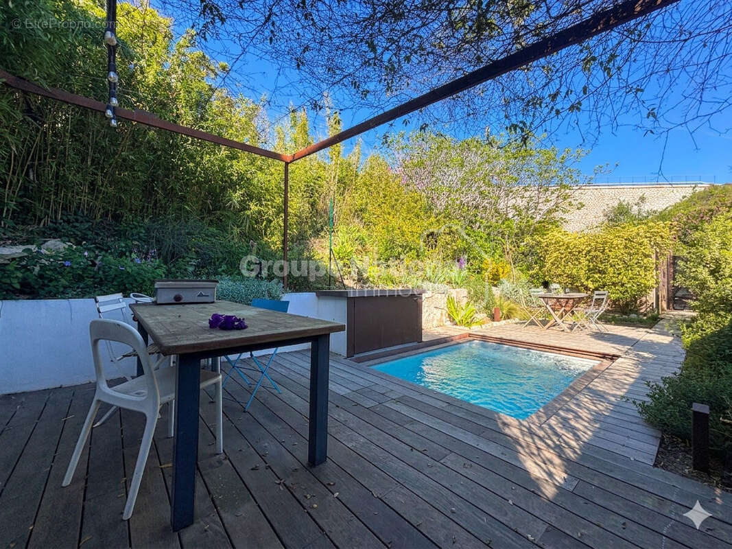 Appartement à LES PENNES-MIRABEAU