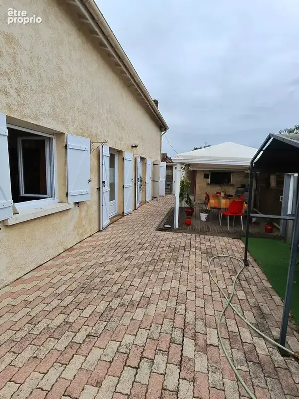 Maison à VILLENAVE-D'ORNON
