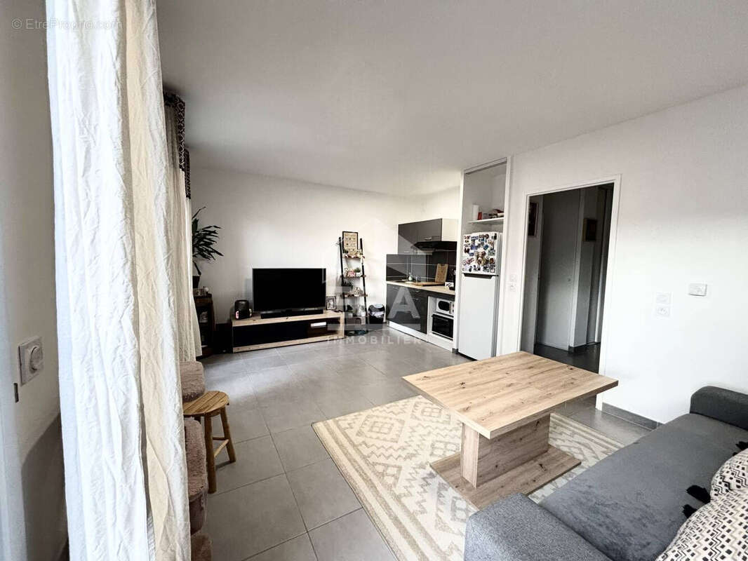 Appartement à EMERAINVILLE