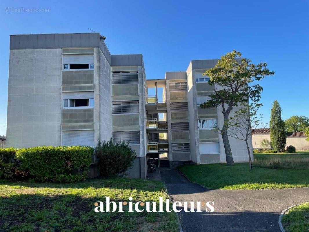 Appartement à COGNAC