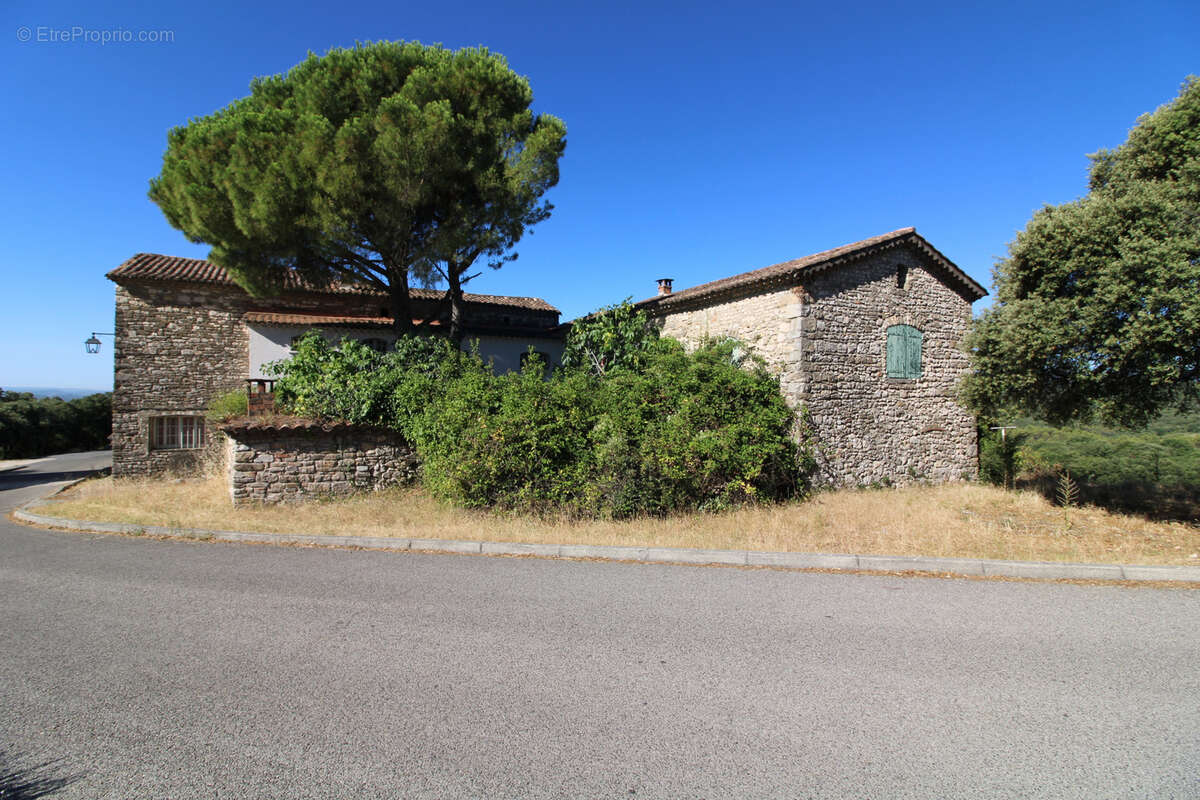 Maison à ROUSSON