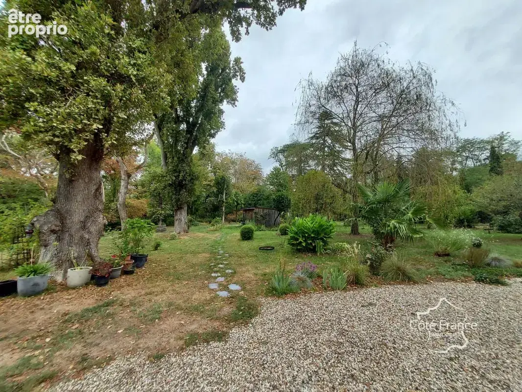 Une demeure en pierre unique dans un écrin de plus de 4 000 - photo 20