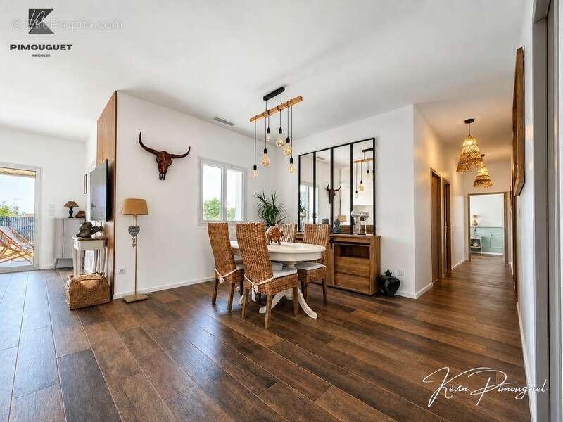 Maison contemporaine 2021 – DPE A – Plain-pied – Piscine chauffée – Prestations haut de gamme – Quartier calme et privilégié - photo 4