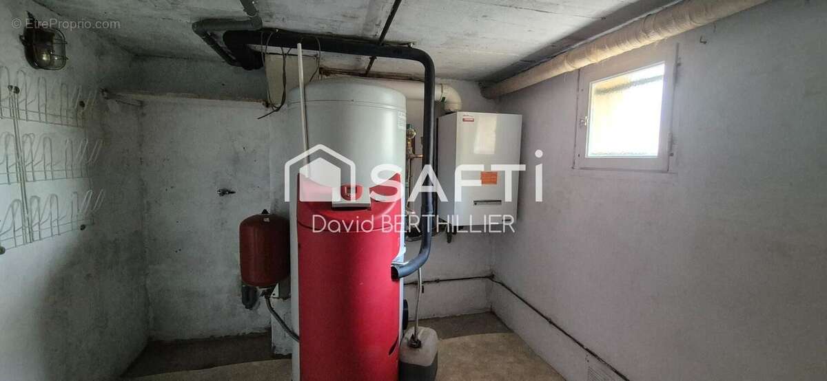 Photo 2 - Maison à SAINT-DENIS-LES-BOURG