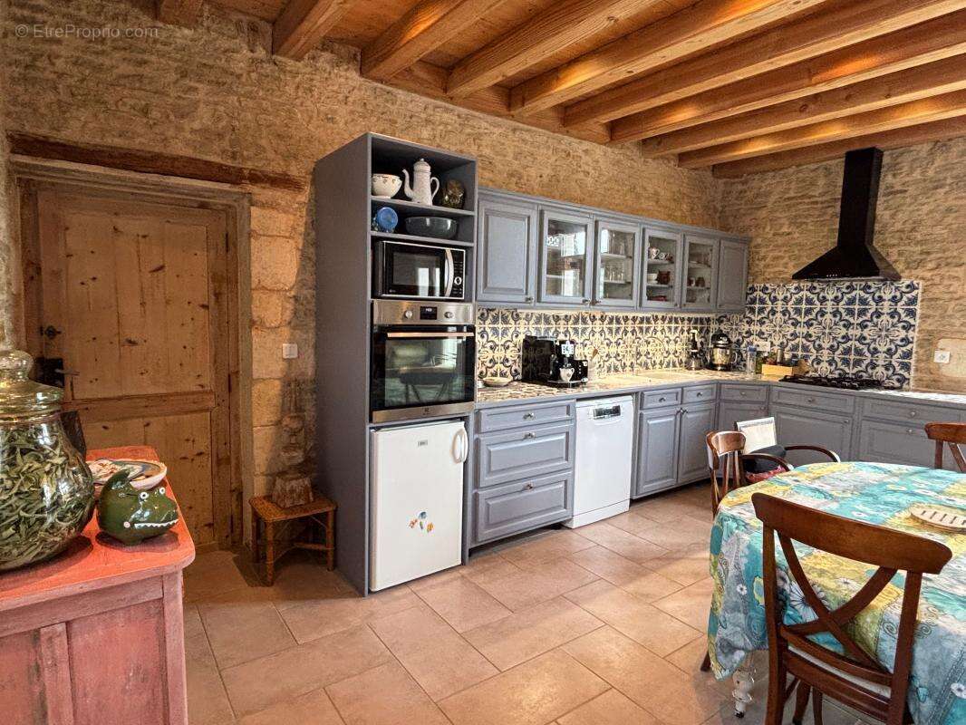 Propriété d’exception au cœur du village de Saint-Georges-d’Oléron - photo 15