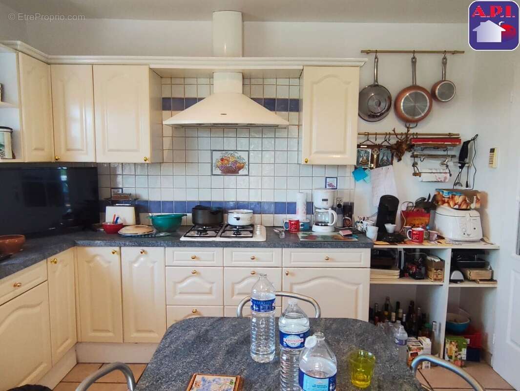 Maison 113 m² à Castelnau-Picampeau  - photo 6