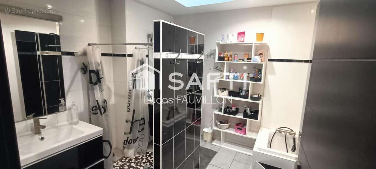 Photo 5 - Maison à BERAT