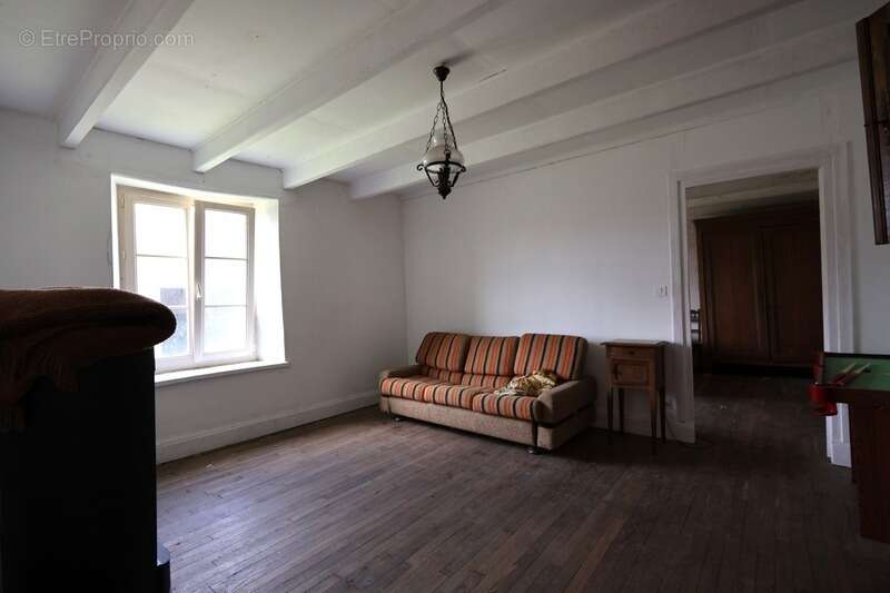 Maison à PEUVILLERS