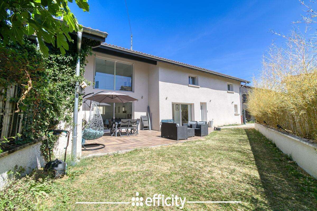 Maison 160 m² à Moidieu-Detourbe  - photo 3