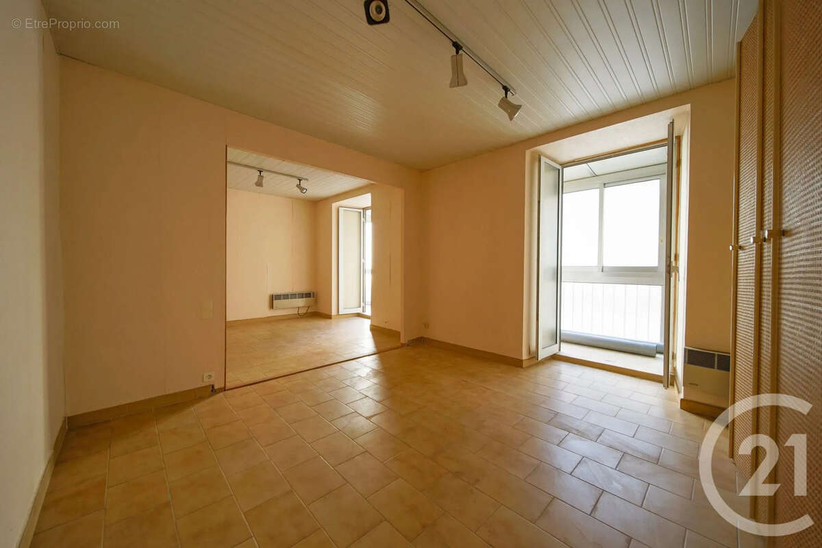 Appartement 185 m² à San-Martino-Di-Lota  - photo 15