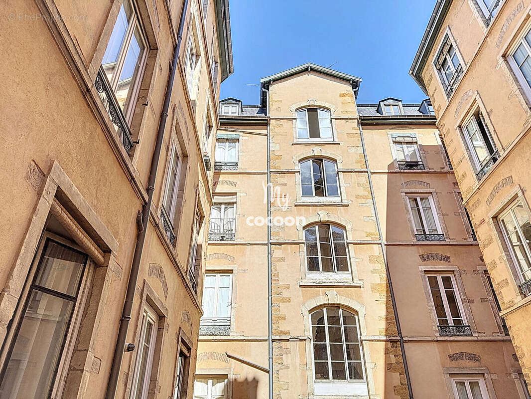 Appartement à LYON-2E