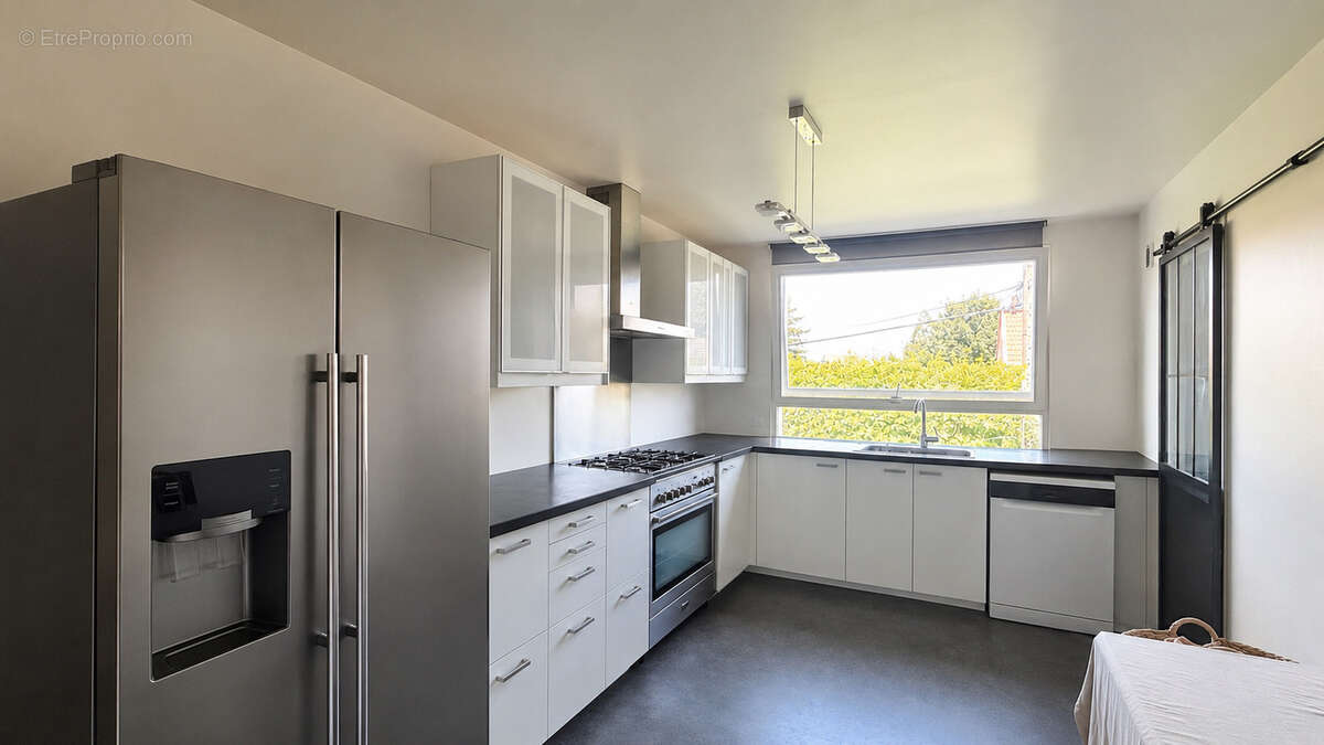 Appartement à ENGHIEN-LES-BAINS