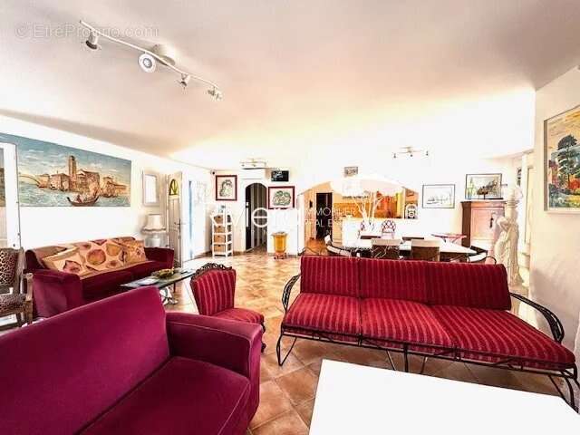 Maison à CAVALAIRE-SUR-MER