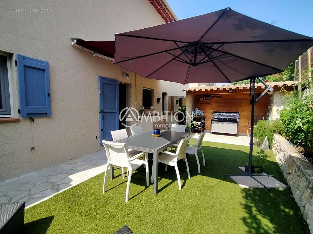 Maison à PEYMEINADE