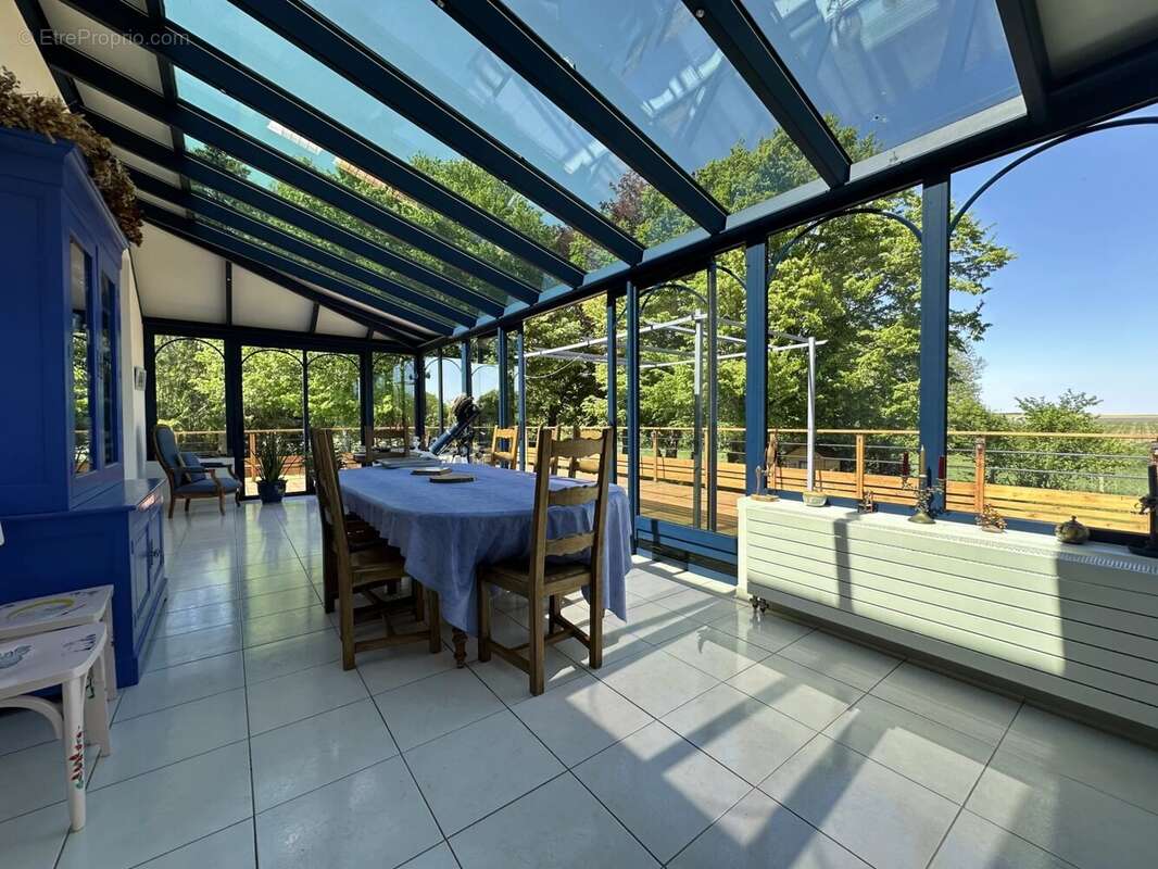 Maison à OINVILLE-SOUS-AUNEAU