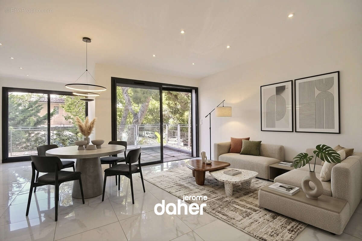 Appartement à MARSEILLE-8E