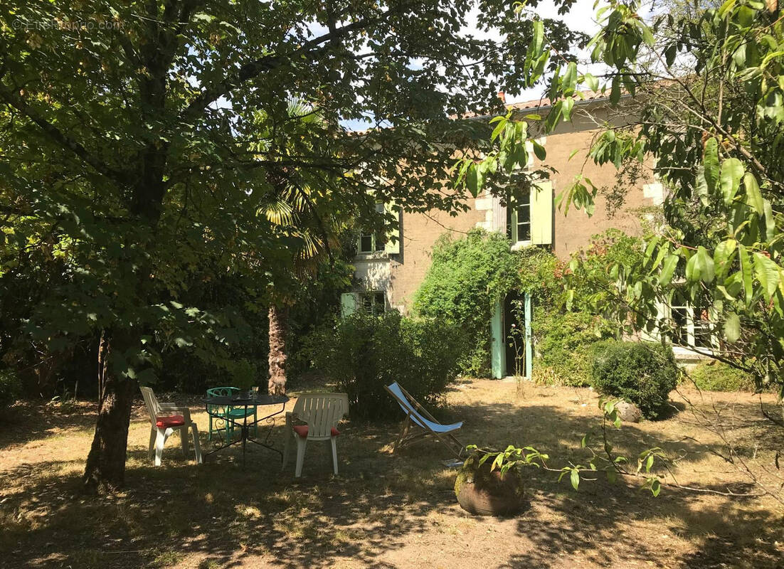 Maison à GRANZAY-GRIPT