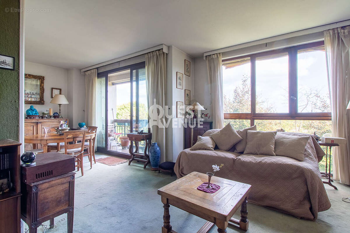 Appartement à SURESNES