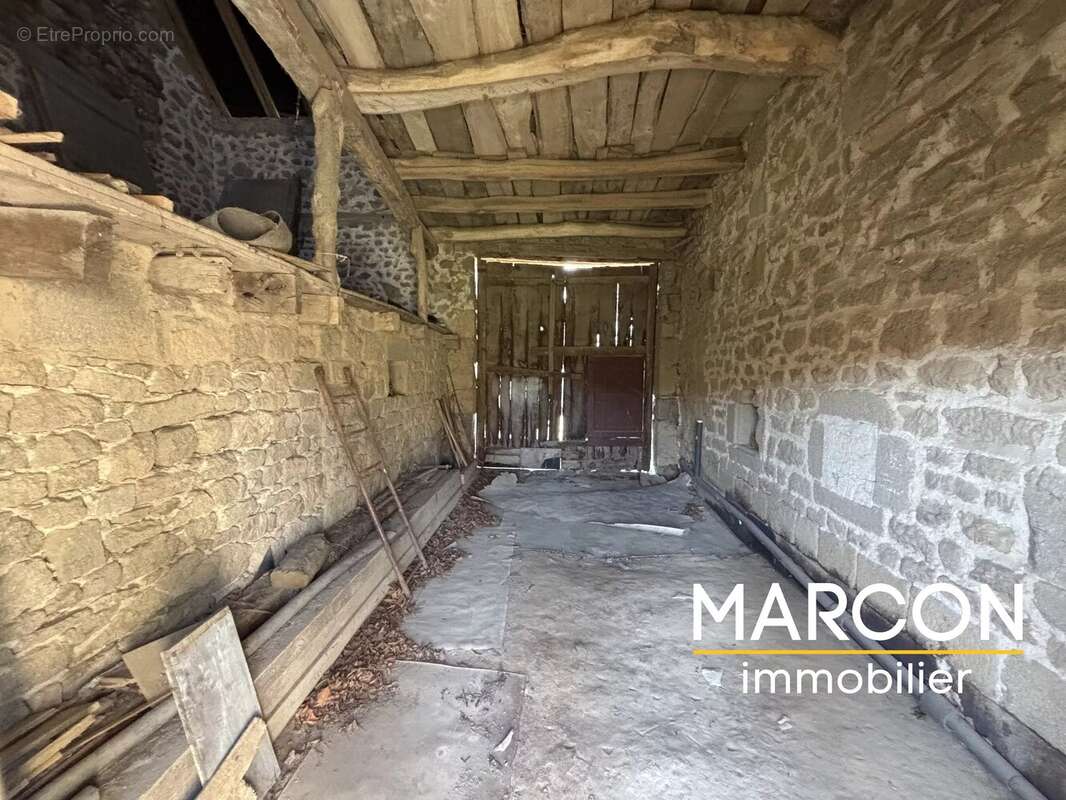 Maison à CHAMPAGNAT