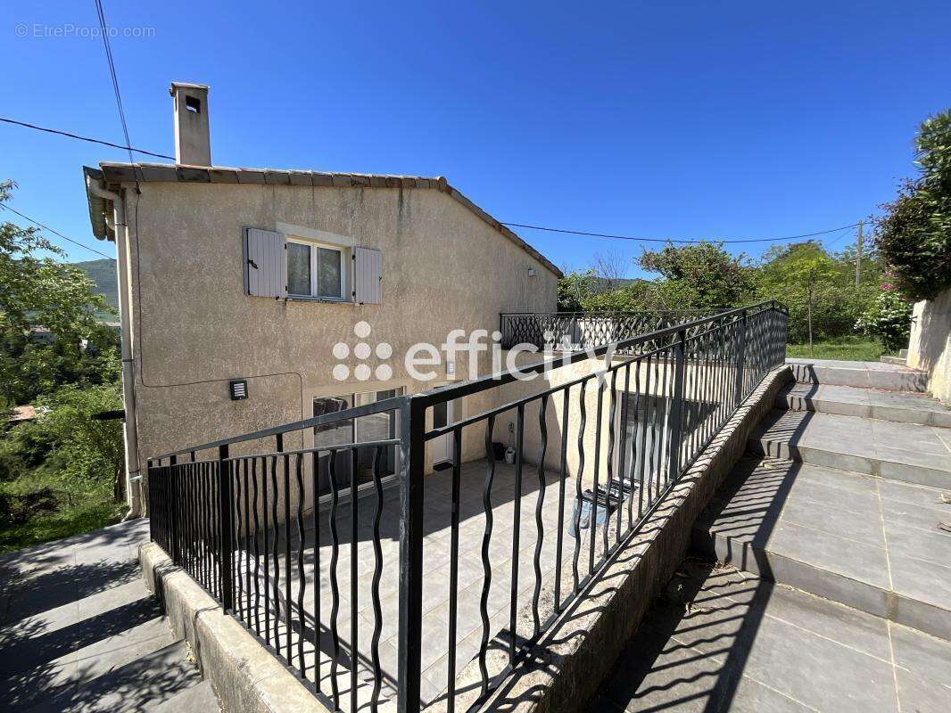 Maison à PRIVAS