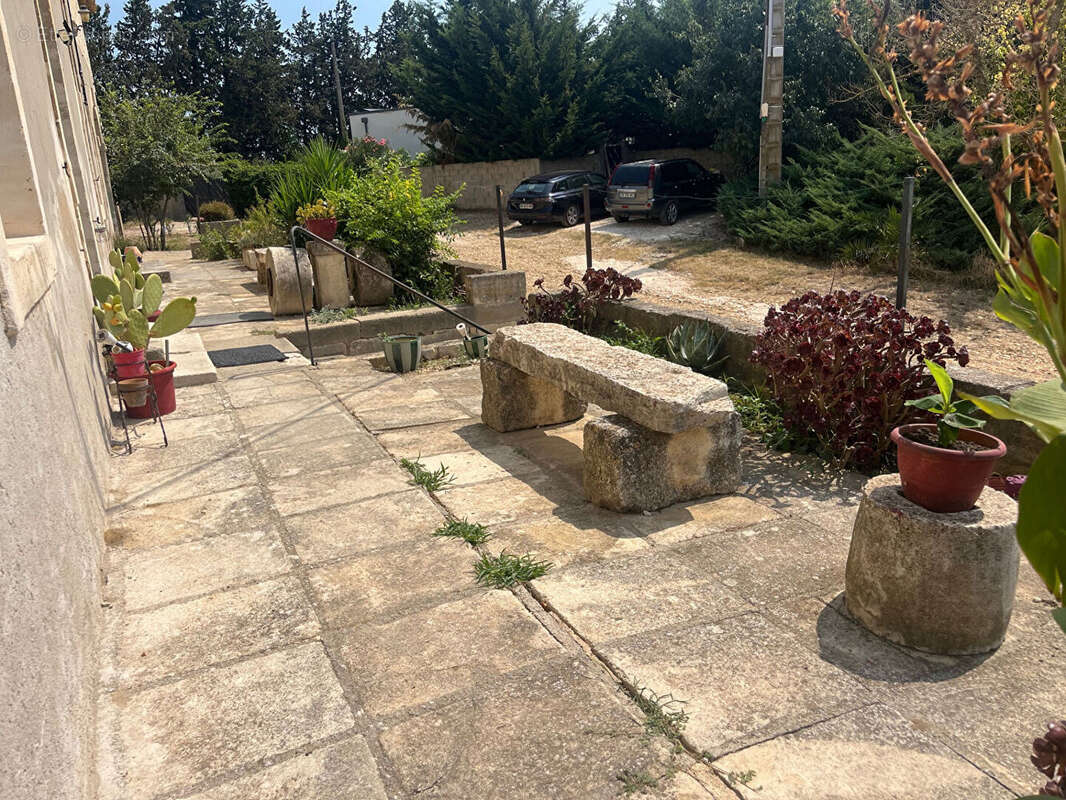 Maison à SAINT-GILLES