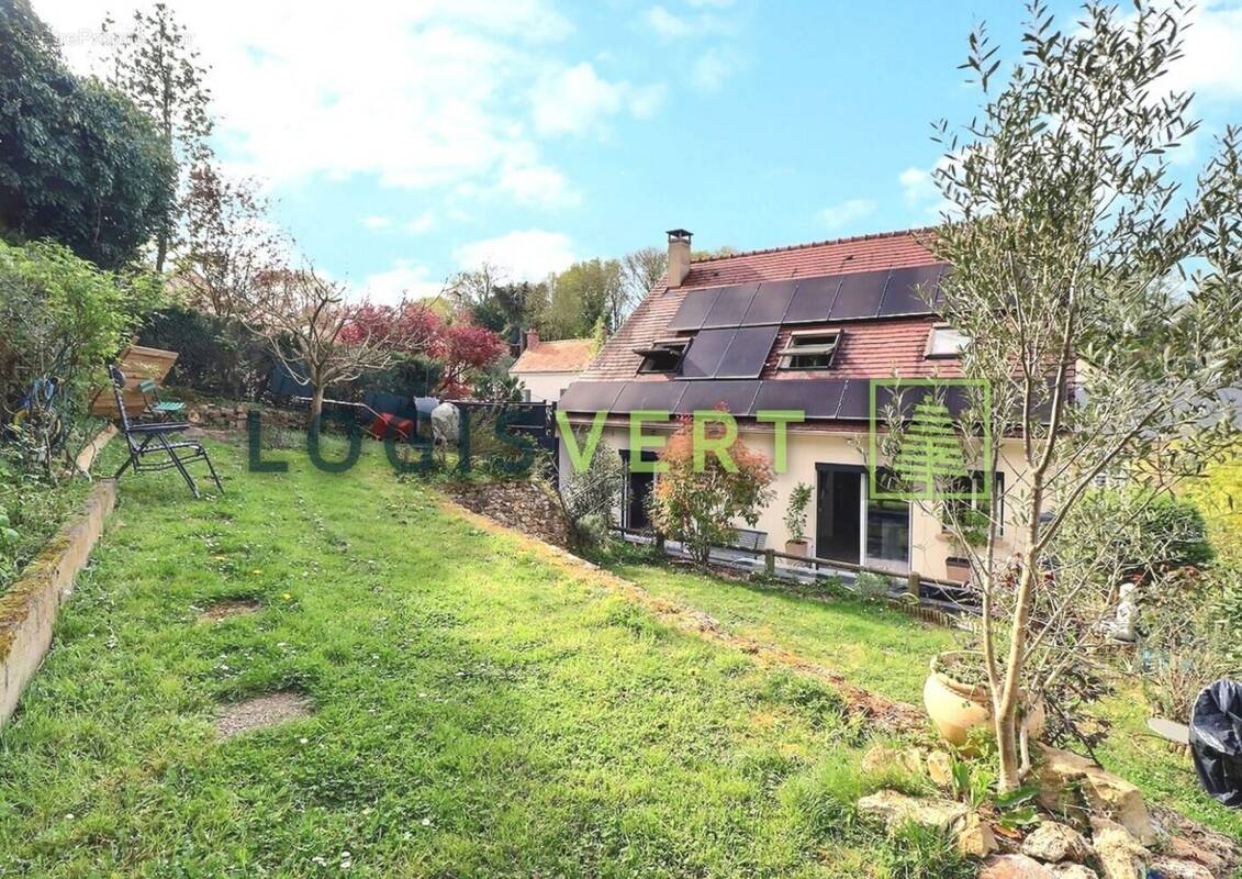 Maison à GOMETZ-LE-CHATEL