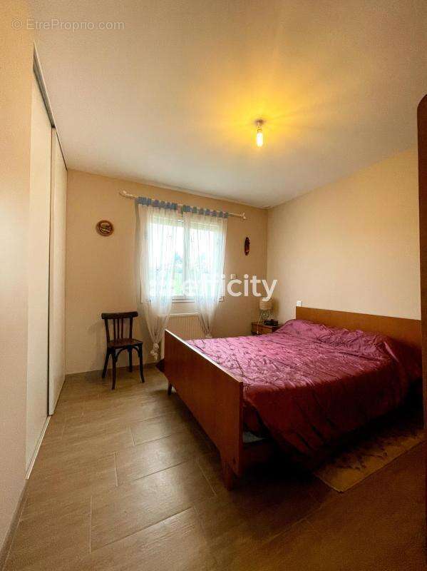 Maison à SAINT-JEAN-DU-FALGA