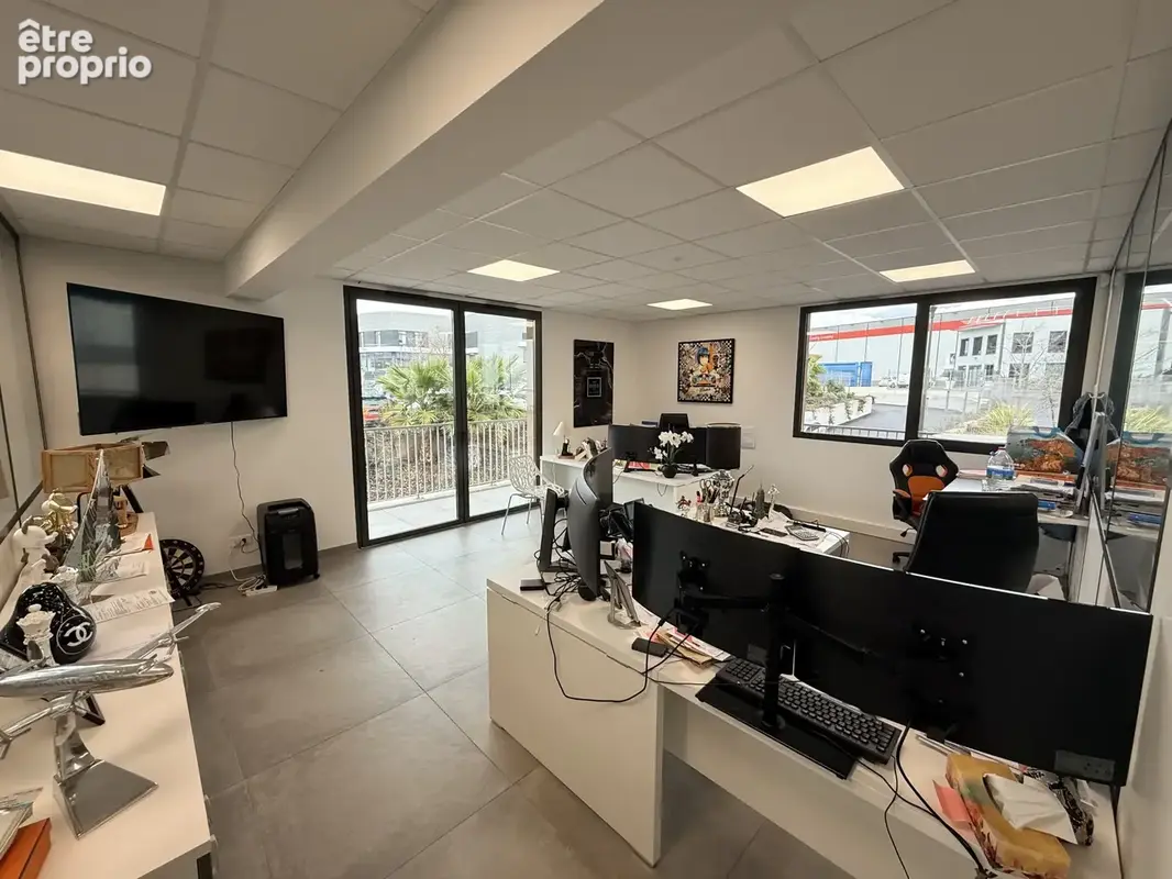 Bureaux 154 m2 à Fréjus - photo 6
