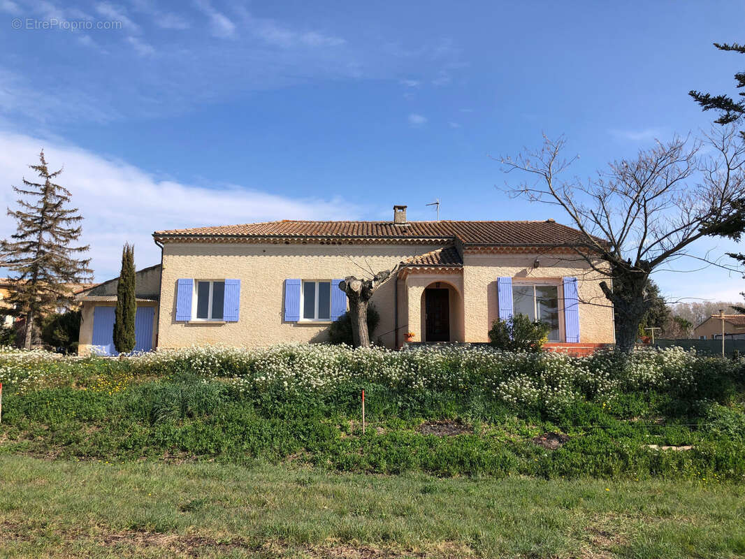 Maison familiale 125 m2 - Plain pied - vue Luberon - photo 11