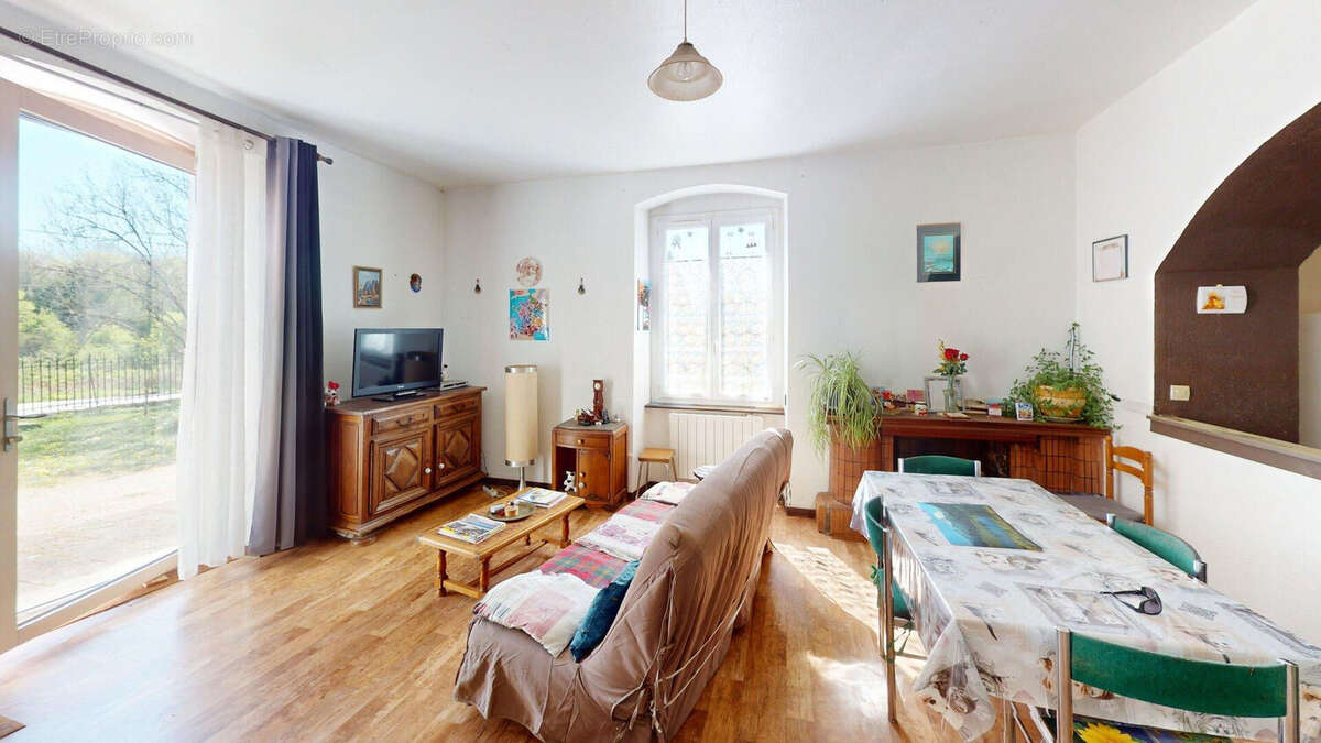 Appartement à FRANOIS