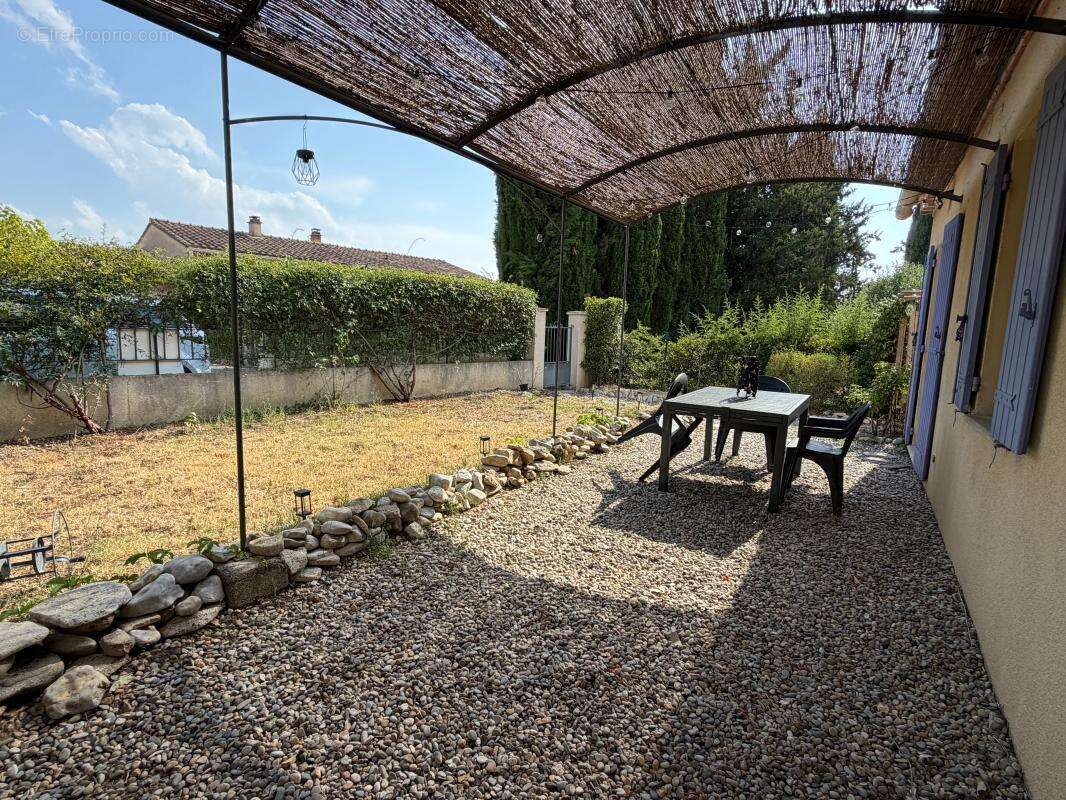Villa Entrechaux 5 pièce(s) 107.79 m2 - photo 3
