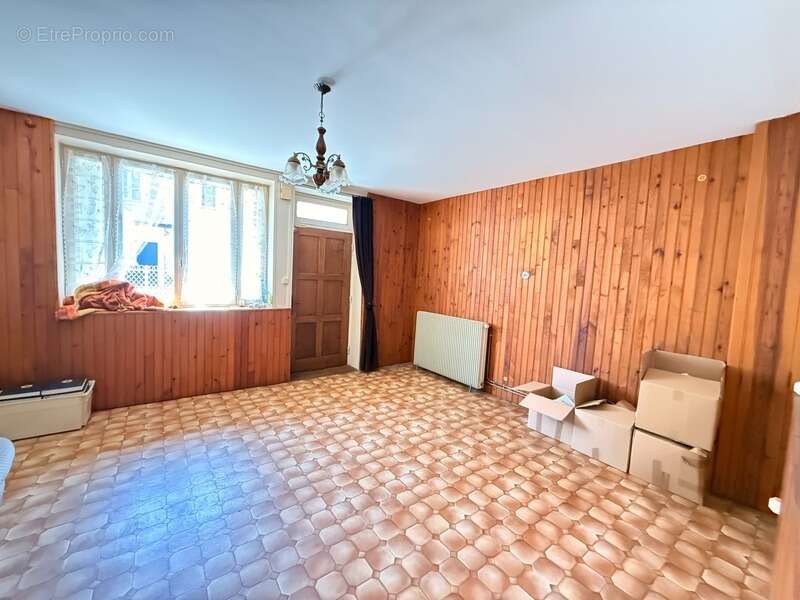 Maison à BAZELAT