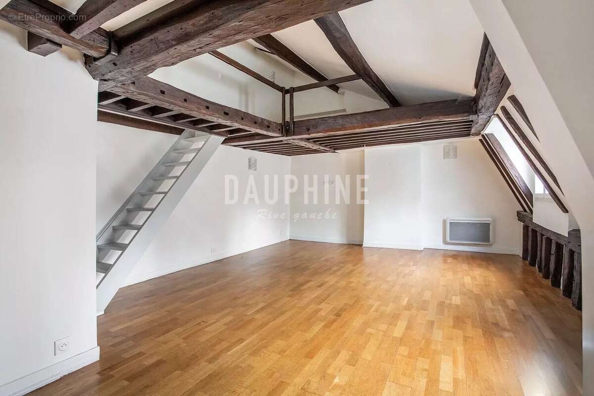 Appartement à PARIS-6E