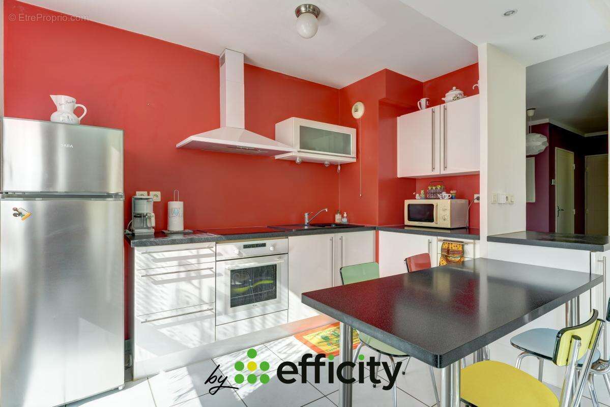 Appartement à SAINT-BONNET-DE-MURE