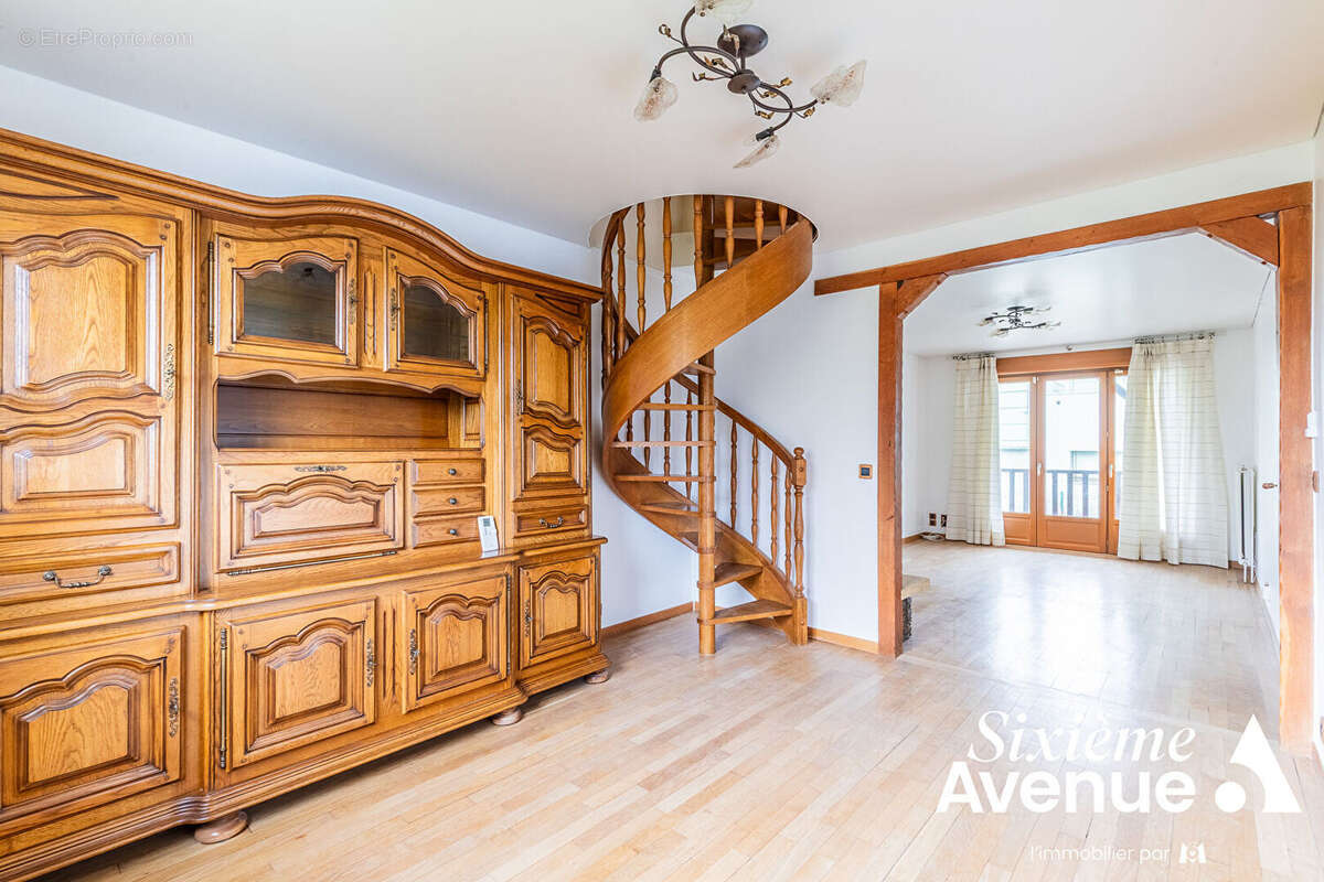 Maison à CHILLY-MAZARIN