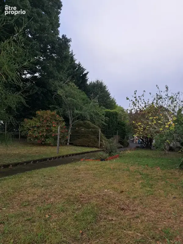 Maison plein e de charme avec garage et dépendance, jardin agréable. - photo 22