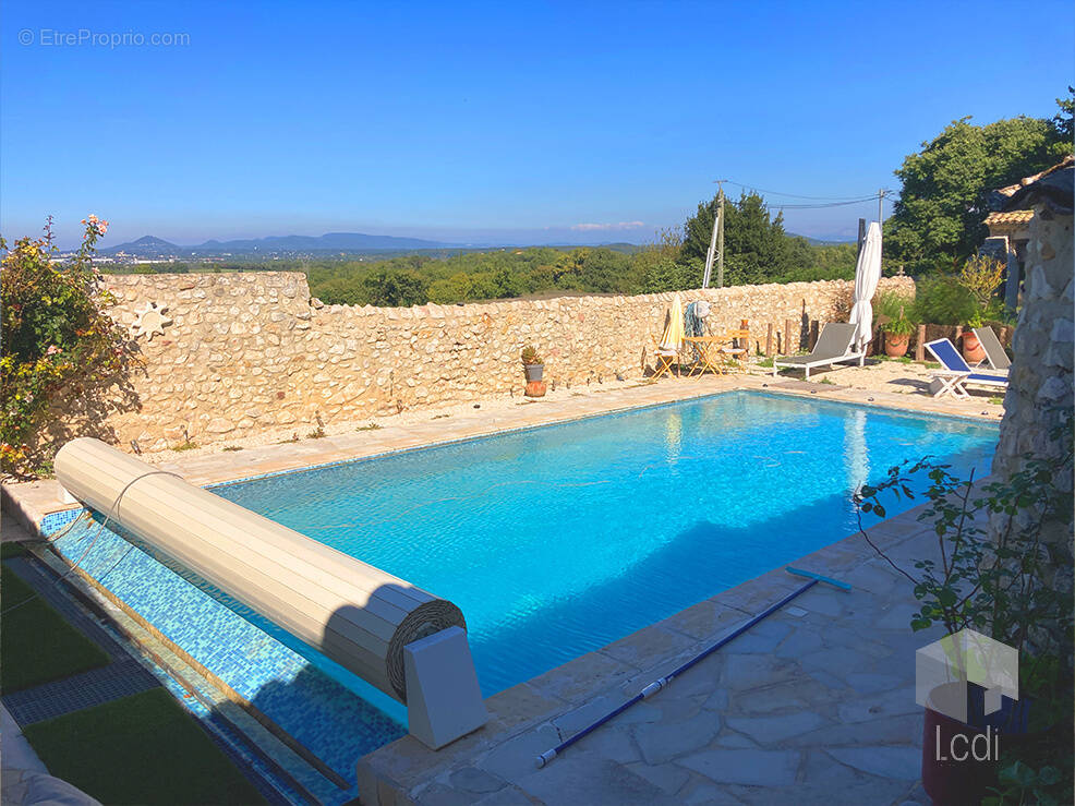 Maison à CHATEAUNEUF-DU-RHONE