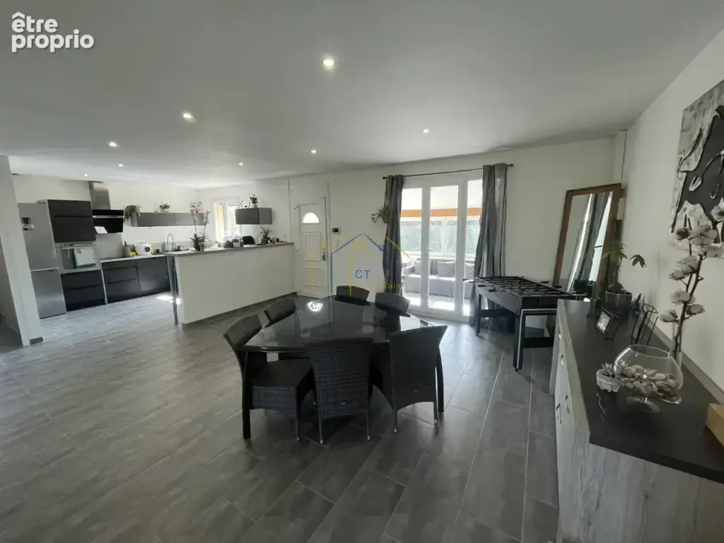 Habitation type 4 de 105m2 avec cour - photo 2