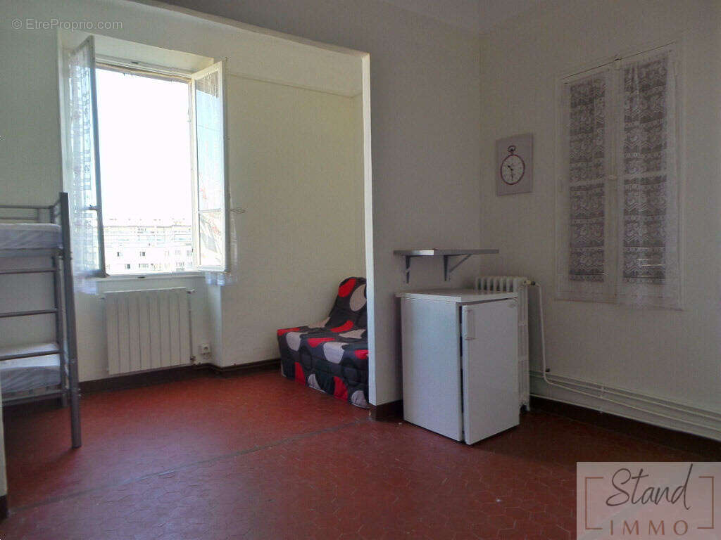 Appartement à MARSEILLE-8E