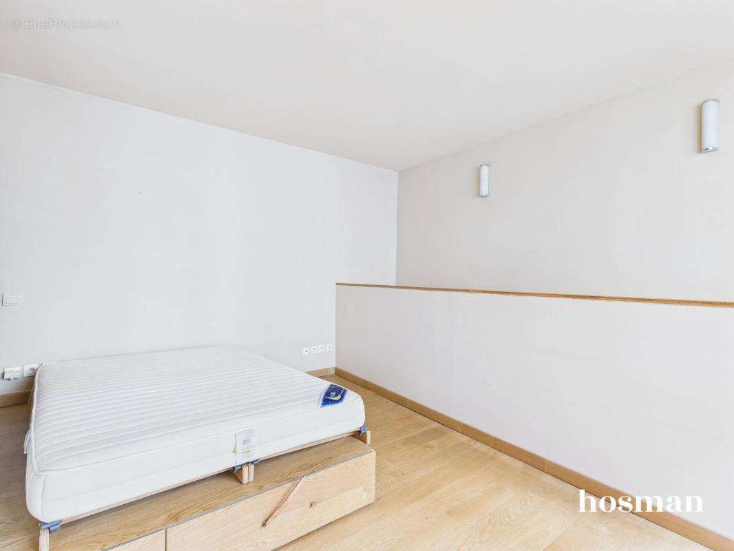 Appartement à PARIS-10E