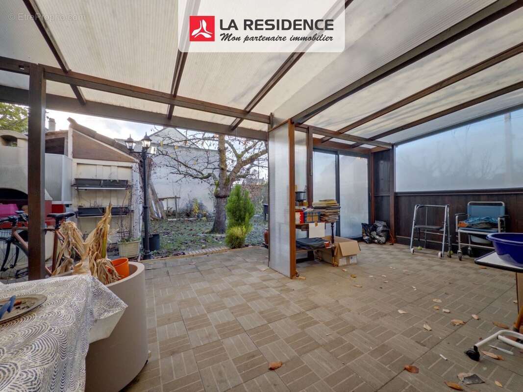 Maison à LES MUREAUX