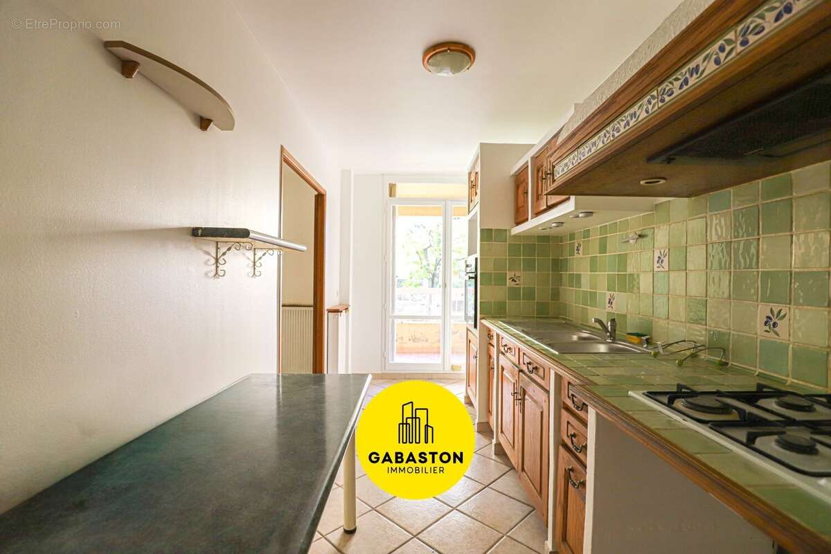 Appartement à MARSEILLE-12E