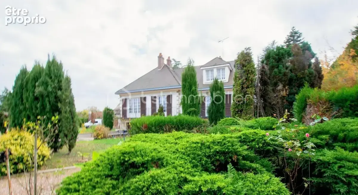 Maison à LION-EN-SULLIAS