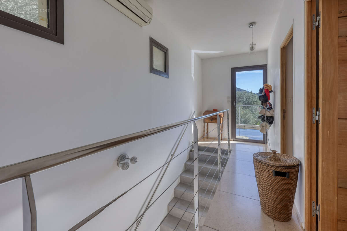 Maison à LA VALETTE-DU-VAR