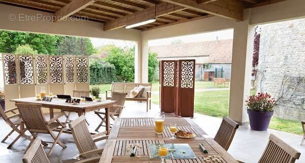 Appartement à LORCY