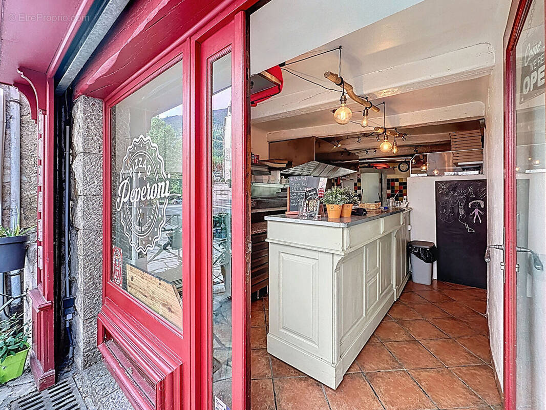 Commerce à SEILLANS