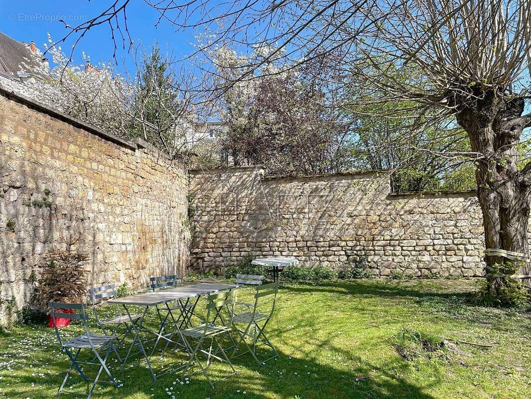 Appartement à PONTOISE