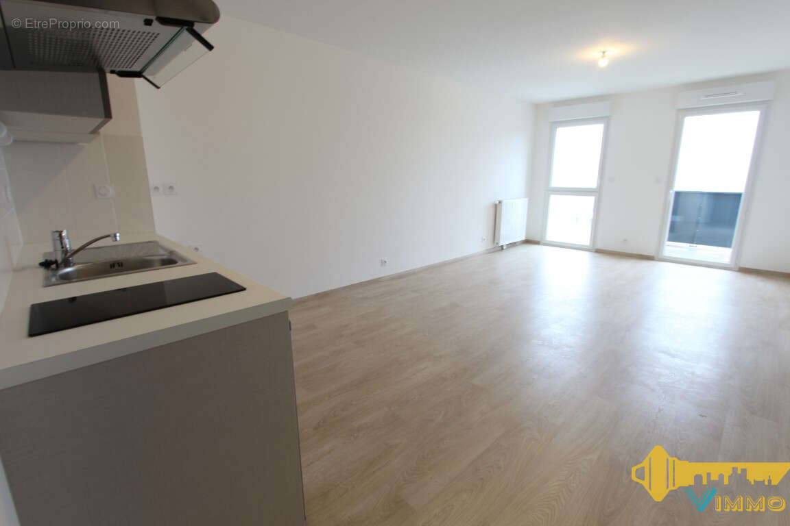 Appartement à SAINTE-LUCE-SUR-LOIRE